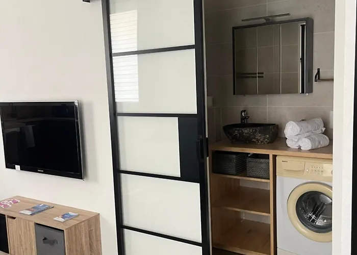 Superbe Neuf Et Cosy * Agde